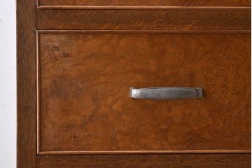 レトロ家具　昭和レトロ　人気のダイヤガラス入りの愛らしいチェスト