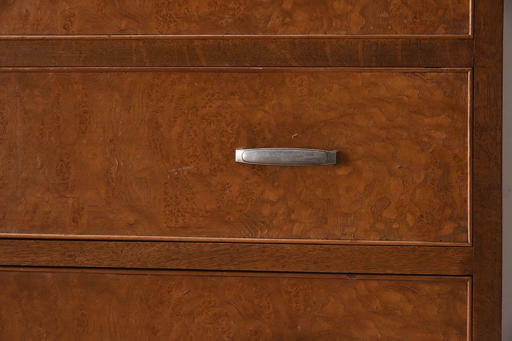 レトロ家具　昭和レトロ　人気のダイヤガラス入りの愛らしいチェスト