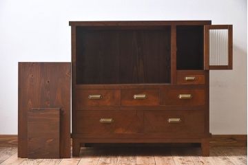 レトロ家具　昭和レトロ　前面ケヤキ材　人気のモールガラス入りのアンティーク収納棚(戸棚)