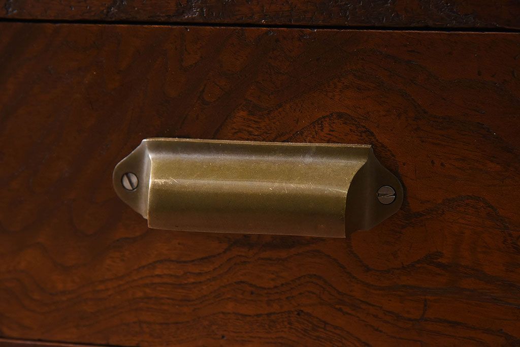 レトロ家具　昭和レトロ　前面ケヤキ材　人気のモールガラス入りのアンティーク収納棚(戸棚)