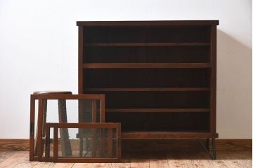 アンティーク家具　和製アンティーク　気泡ガラス入り!鉄脚付き収納棚(戸棚)