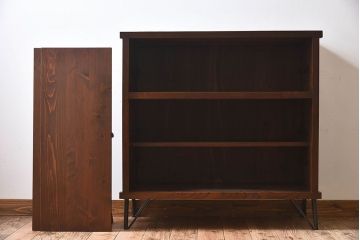 アンティーク家具　和製アンティーク　気泡ガラス入り!鉄脚付き収納棚(戸棚)