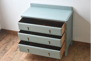 ペイント家具　可愛らしいデザインのイギリスアンティークチェスト(引き出し)