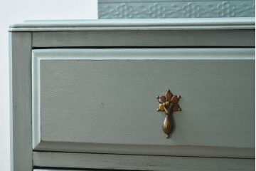 ペイント家具　可愛らしいデザインのイギリスアンティークチェスト(引き出し)