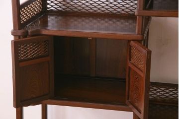 民芸家具　高級品!鉄刀木(タガヤサン)材製の重厚感ある飾り棚(陳列棚)