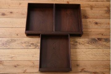 民芸家具　高級品!鉄刀木(タガヤサン)材製の重厚感ある飾り棚(陳列棚)