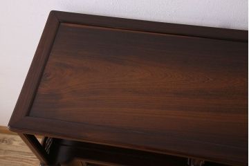 民芸家具　高級品!鉄刀木(タガヤサン)材製の重厚感ある飾り棚(陳列棚)