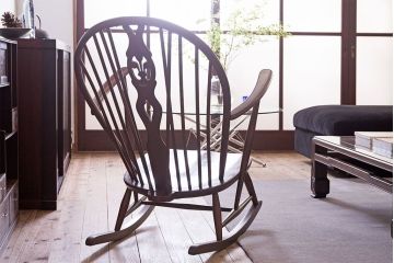 イギリス家具ブランド「ERCOL(アーコール)」ウィンザーシリーズ　ロッキングチェア