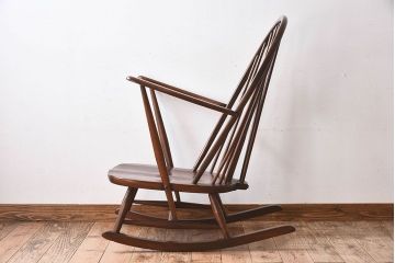 イギリス家具ブランド「ERCOL(アーコール)」ウィンザーシリーズ　ロッキングチェア