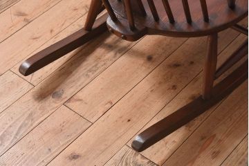 イギリス家具ブランド「ERCOL(アーコール)」ウィンザーシリーズ　ロッキングチェア
