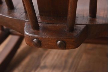 イギリス家具ブランド「ERCOL(アーコール)」ウィンザーシリーズ　ロッキングチェア