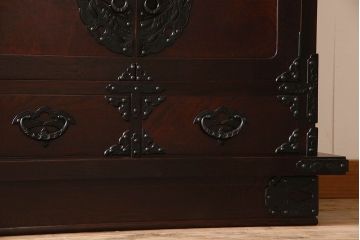 アンティーク家具　伝統工芸　高級品!二段重ね岩谷堂茶箪笥(収納棚、戸棚)