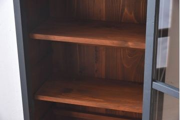 ペイント家具　シックなカラーがお洒落なキャビネット(収納棚、戸棚)