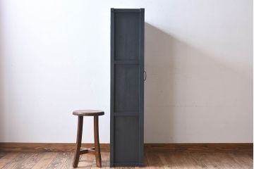 ペイント家具　シックなカラーがお洒落なキャビネット(収納棚、戸棚)