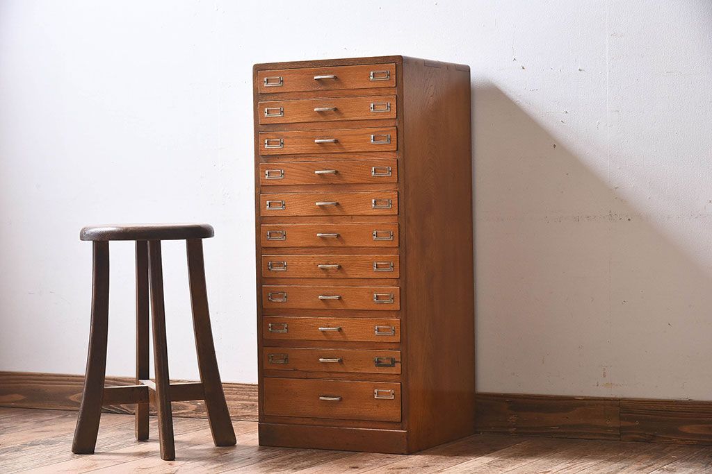 レトロ家具　和製アンティーク　栓材　11杯付き!昭和レトロな小引き出し