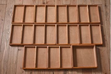 レトロ家具　和製アンティーク　栓材　11杯付き!昭和レトロな小引き出し