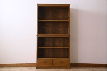 レトロ家具　和製アンティーク　昭和レトロなデザインが魅力的な重ね食器棚(収納棚)