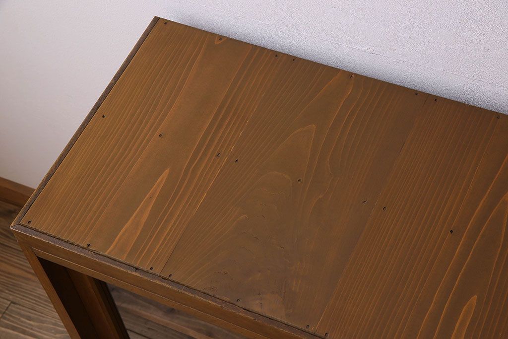 レトロ家具　和製アンティーク　昭和レトロなデザインが魅力的な重ね食器棚(収納棚)