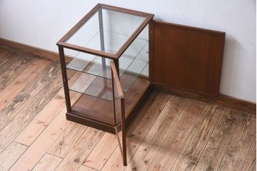 アンティーク雑貨　和製アンティーク　使い勝手のよい小振りなガラスケース