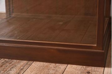 アンティーク雑貨　和製アンティーク　使い勝手のよい小振りなガラスケース