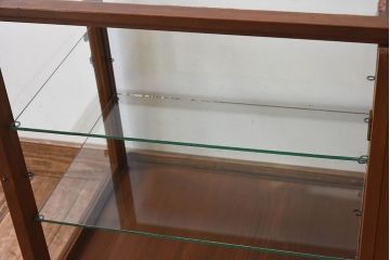 アンティーク雑貨　和製アンティーク　使い勝手のよい小振りなガラスケース