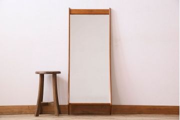 アンティーク雑貨　北欧家具　珍しいデザインの壁掛けミラー(鏡、ウォールミラー)