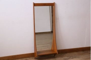 アンティーク雑貨　北欧家具　珍しいデザインの壁掛けミラー(鏡、ウォールミラー)