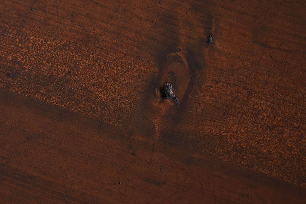 レトロ家具　昭和レトロ　古い木の質感が味わい深いアンティーク収納棚(戸棚、下駄箱)(1)