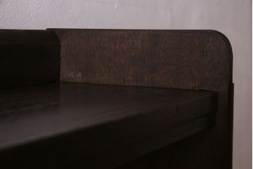 レトロ家具　昭和レトロ　ラワン材製の縦型アンティーク本棚(飾り棚)(2)