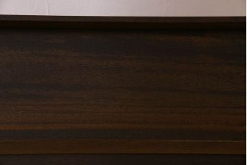 レトロ家具　昭和レトロ　ラワン材製の縦型アンティーク本棚(飾り棚)(2)