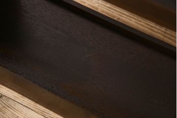 レトロ家具　昭和レトロ　ラワン材製の縦型アンティーク本棚(飾り棚)(2)