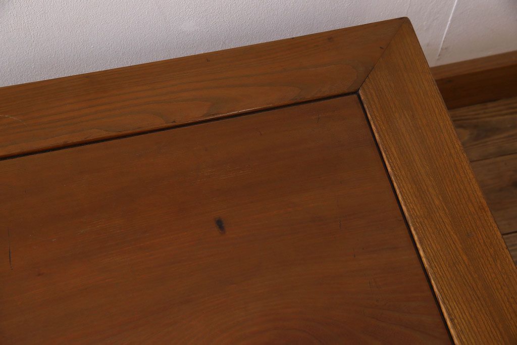 アンティーク家具　総無垢材　天板一枚板!総ケヤキ材製のアンティーク座卓