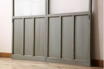 すりガラス入り!アンティーク調ペイントが素敵なガラス引き戸2枚セット