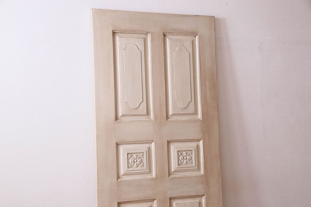 アンティークペイント　上品なデザインのドア(扉)(1)