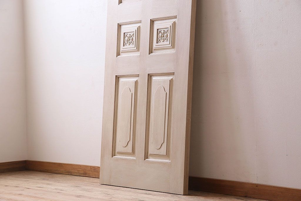 アンティークペイント　上品なデザインのドア(扉)(1)