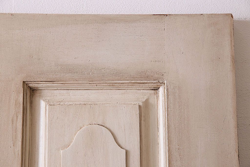 アンティークペイント　上品なデザインのドア(扉)(1)