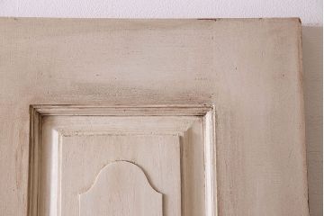 アンティークペイント　上品なデザインのドア(扉)(1)