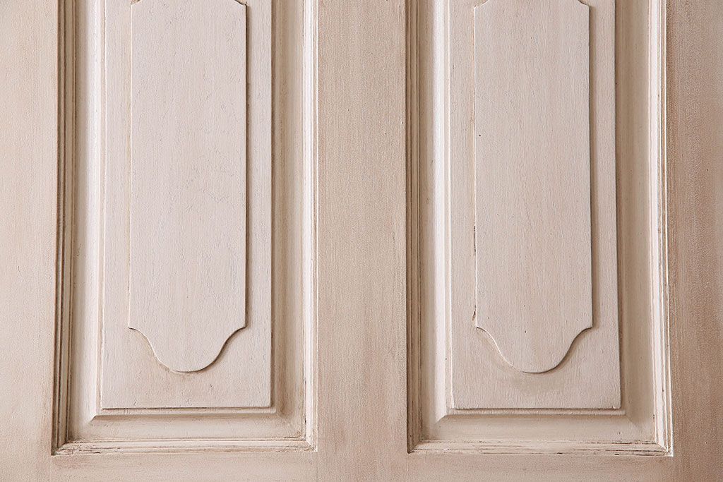 アンティークペイント　上品なデザインのドア(扉)(1)
