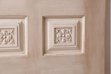 アンティークペイント　上品なデザインのドア(扉)(1)