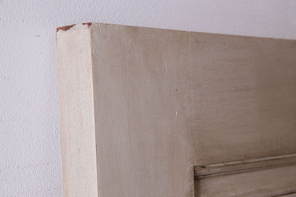 アンティークペイント　上品なデザインのドア(扉)(1)