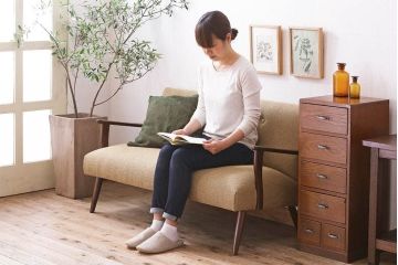 レトロ家具　ビンテージ　アーム付き!レトロな2.5人掛けソファ