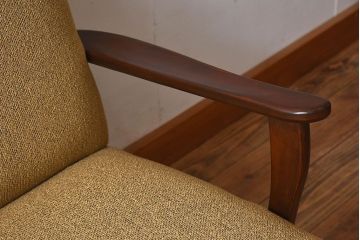 レトロ家具　ビンテージ　アーム付き!レトロな2.5人掛けソファ