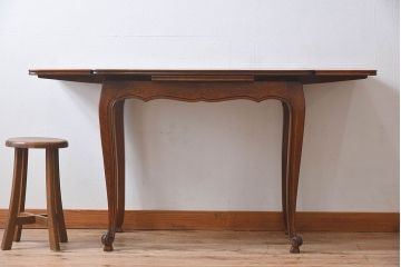 アンティーク家具　イギリスアンティーク　オーク材　パーケット天板や猫脚の作り込みが美しいエクステンションテーブル