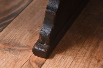 アンティーク雑貨　総ケヤキ材　天板一枚板!古い木の質感が味わい深い文机(1)