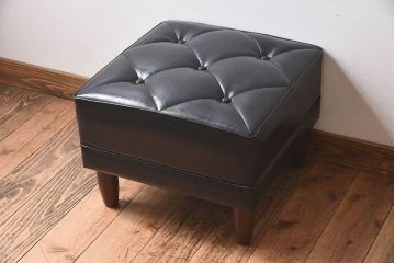 カリモク家具　ビンテージ　レトロなデザインのオットマン(スツール)(2)
