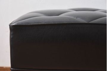 カリモク家具　ビンテージ　レトロなデザインのオットマン(スツール)(2)