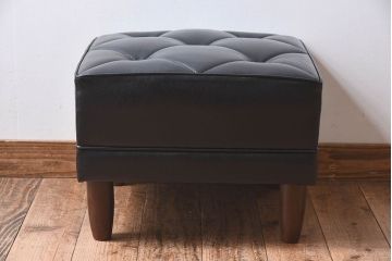 カリモク家具　ビンテージ　レトロなデザインのオットマン(スツール)(2)