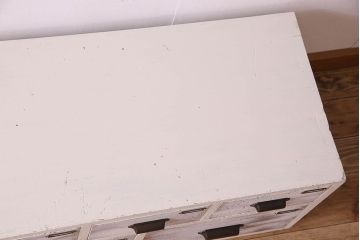 アンティーク家具　アンティークペイント　ネームプレート付き!シャビーなペイントがお洒落なローボード(ローチェスト)