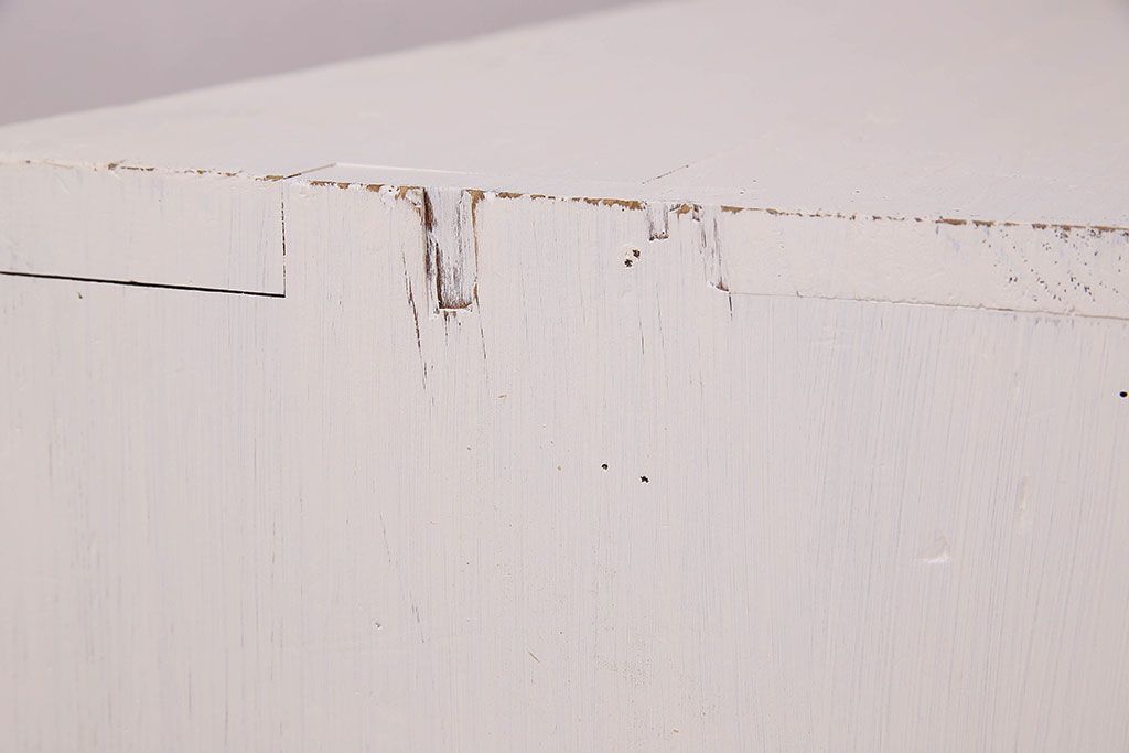 アンティーク家具　アンティークペイント　ネームプレート付き!シャビーなペイントがお洒落なローボード(ローチェスト)