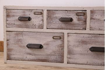 アンティーク家具　アンティークペイント　ネームプレート付き!シャビーなペイントがお洒落なローボード(ローチェスト)